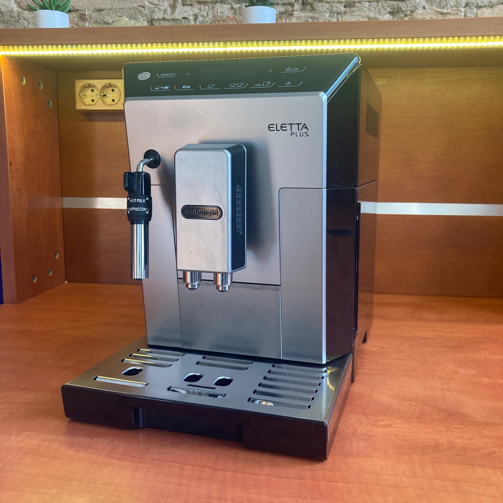 DeLonghi Eletta Plus ECAM45.326 220euro